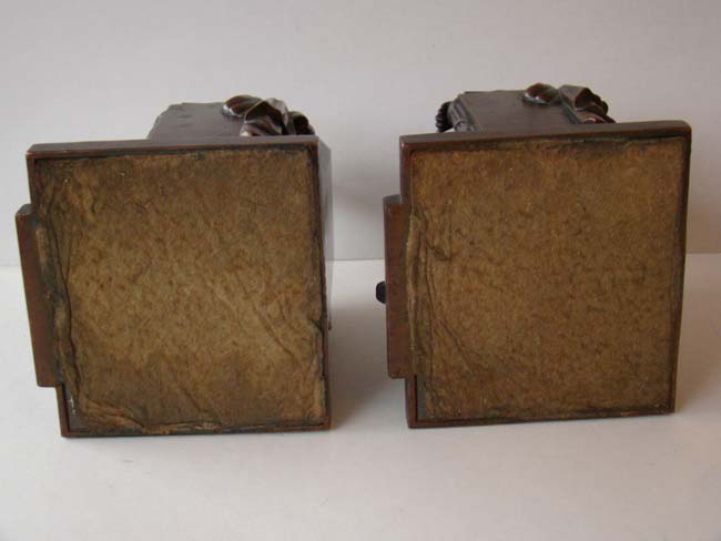 A wonderful pair of "Lincoln in the Chair" bookends made by Jenning Brothers circa 1922-1925 — image 4